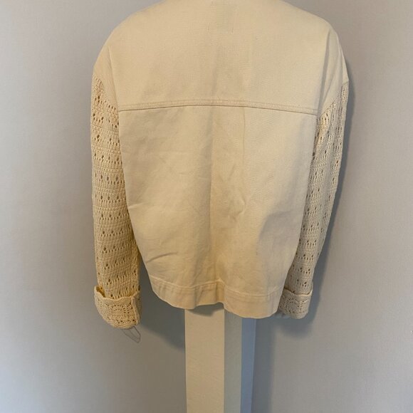 Beautiful Classy Women's Jean Jacket with Sweater Sleeves New without Tags - Picture 5 of 8
